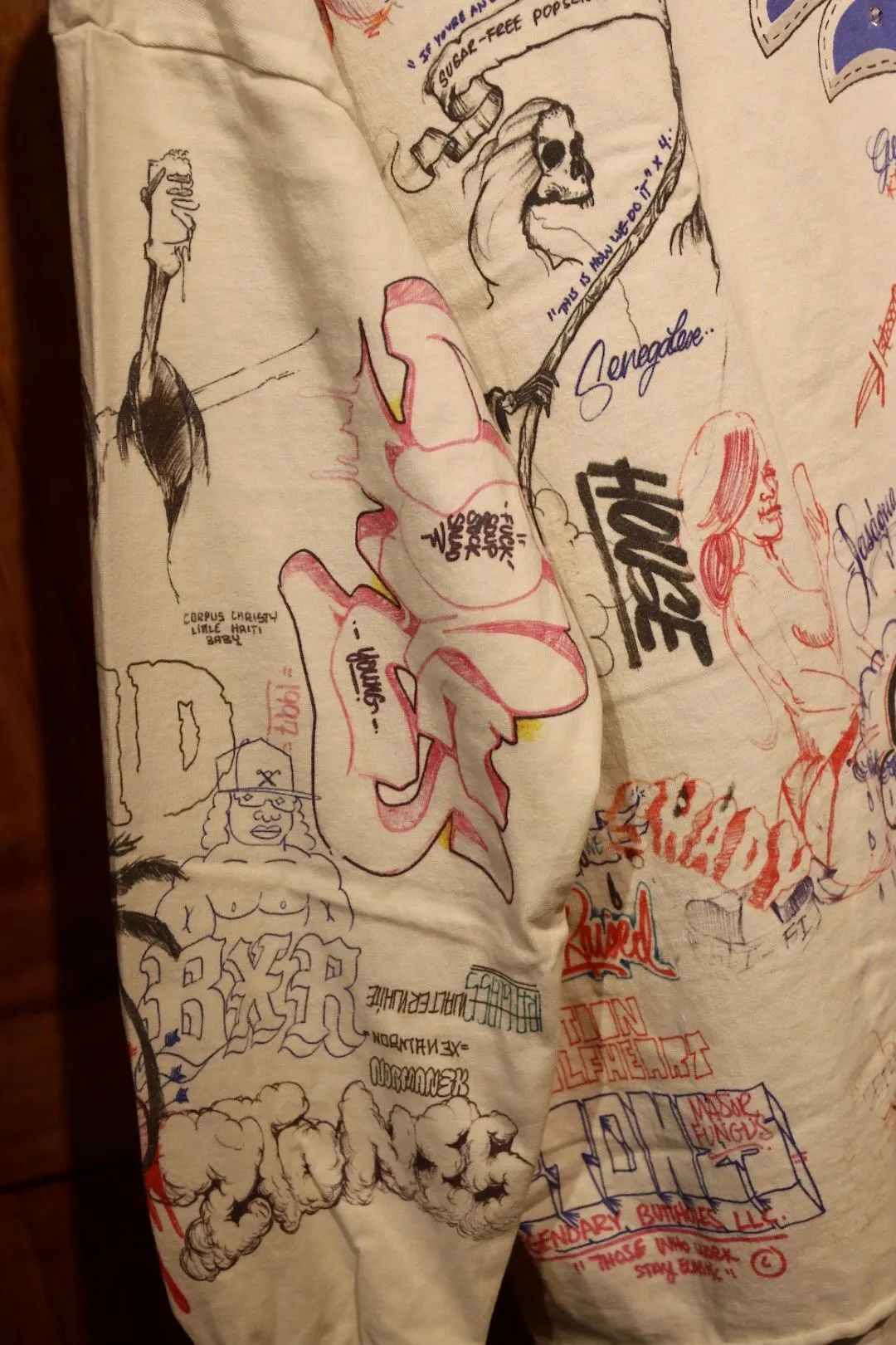 SAINT Mxxxxxx × BORNXRAISED BR_LS TEE/LA/WHT Latest co-branded model LA diamond all-over long sleeves off-white S-XL Super heavy work started in February and lasted three months Super complex 36 sets of screens Outlined pictures make you doubt your life Super perfect reproduction of printing Genuine Czech diamonds Pressure-free reproduction